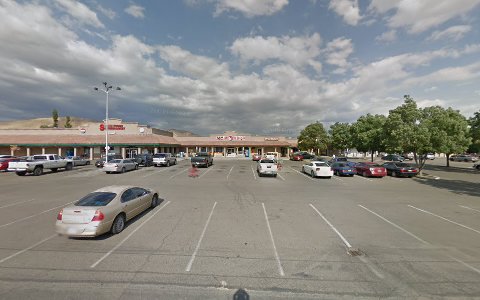 Dollar Store «FAMILY DOLLAR», reviews and photos, 250 E Antelope Ave, Woodlake, CA 93286, USA