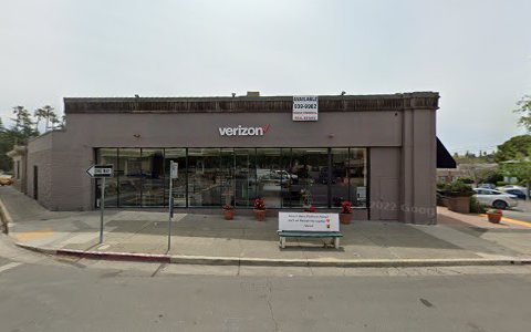 Cell Phone Store «Verizon Authorized Retailer - A Wireless», reviews and photos, 4364 Piedmont Ave, Oakland, CA 94611, USA