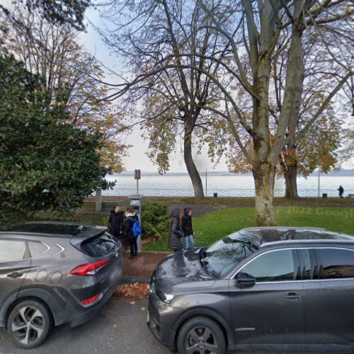 Borne de recharge de véhicules électriques Station de recharge pour véhicules électriques Évian-les-Bains