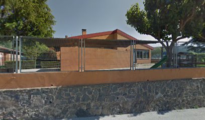 Escuela Pública Castellroc en Castellfollit de la Roca