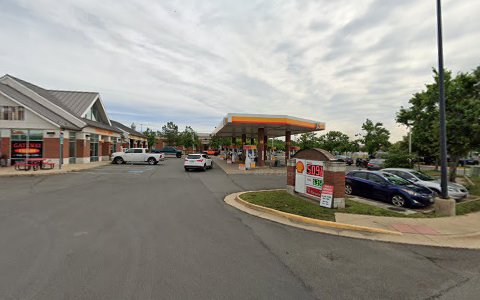Gas Station «Gateway Shell & Service Center», reviews and photos, 13246 Gateway Center Dr, Gainesville, VA 20155, USA