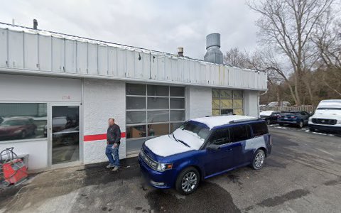 Auto Repair Shop «Radiator & Auto Repair», reviews and photos, 1542 N Leroy St, Fenton, MI 48430, USA