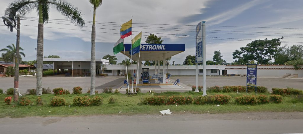 Estación de Servicio Petromil Turbo - El Tres