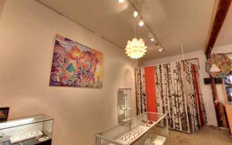 Jewelry Store «Custom», reviews and photos, 3206 N Davidson St, Charlotte, NC 28205, USA