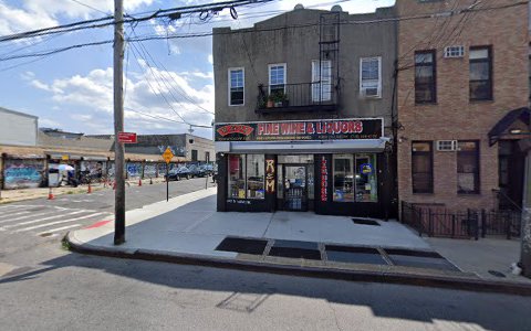 Liquor Store «R M Wine Liquors», reviews and photos, 1008 Wyckoff Ave, Brooklyn, NY 11237, USA