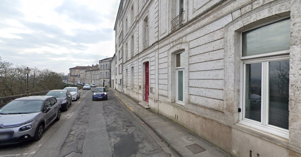 Appartement hyper centre avec jardin à Angoulême (Charente 16)