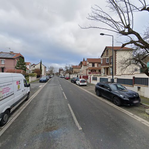 Borne de recharge de véhicules électriques Shell Recharge Charging Station Saint-Brice-sous-Forêt