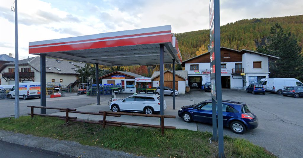 Garage Renaux Ferraris à La Salle-les-Alpes (Hautes-Alpes 05)