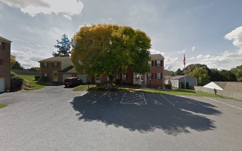 Apartment Building «Village Realty Apartments», reviews and photos, 410 Orchard Ct, Red Lion, PA 17356, USA
