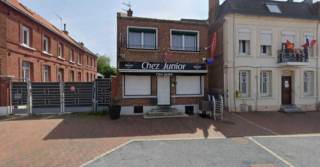 Junior à Avesnes-les-Aubert (Nord 59)