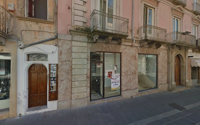 Ritocca Camiceria Sartoriale - Corso Vittorio Emanuele III - Vibo Valentia