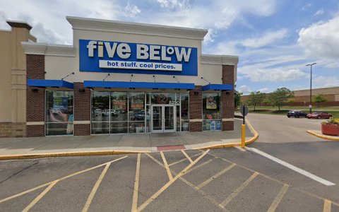 Variety Store «Five Below», reviews and photos, 8250 Kingsridge Road, Dayton, OH 45459, USA