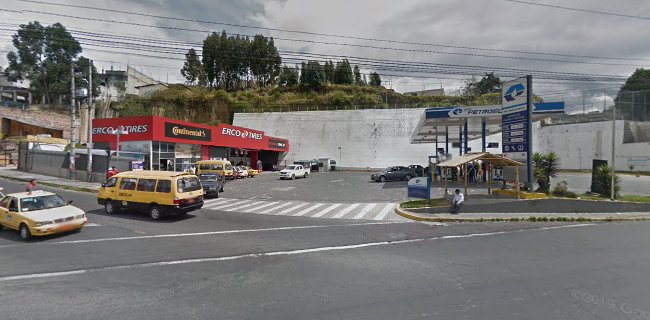 Gasolinera Petrocuador - Gasolinera