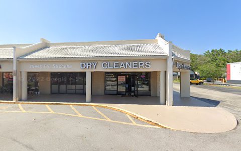 Dry Cleaner «Personal Touch Dry Cleaners», reviews and photos, 163 Powerline Rd, Deerfield Beach, FL 33442, USA