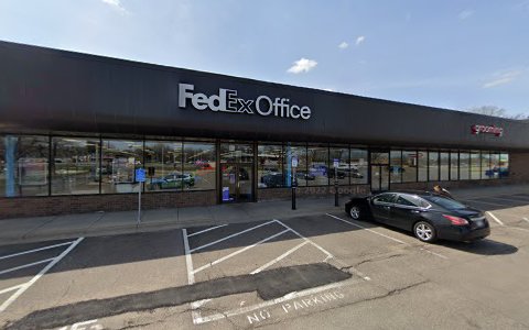 Print Shop «FedEx Office Print & Ship Center», reviews and photos, 13601 Ridgedale Dr, Minnetonka, MN 55305, USA