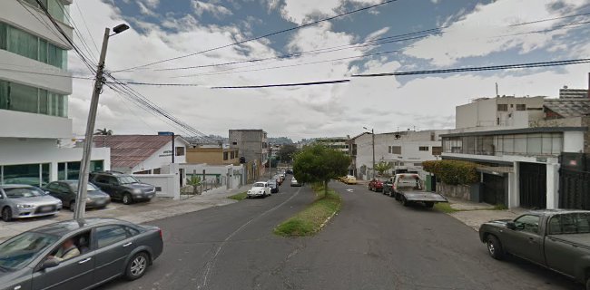 Elia Liut, Quito 170104, Ecuador