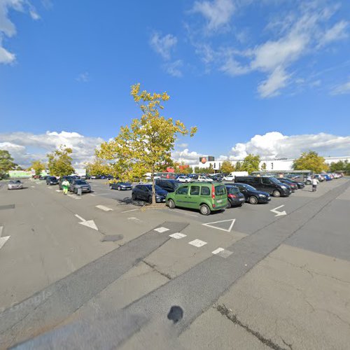 Borne de recharge de véhicules électriques Auchan Charging Station Louvroil