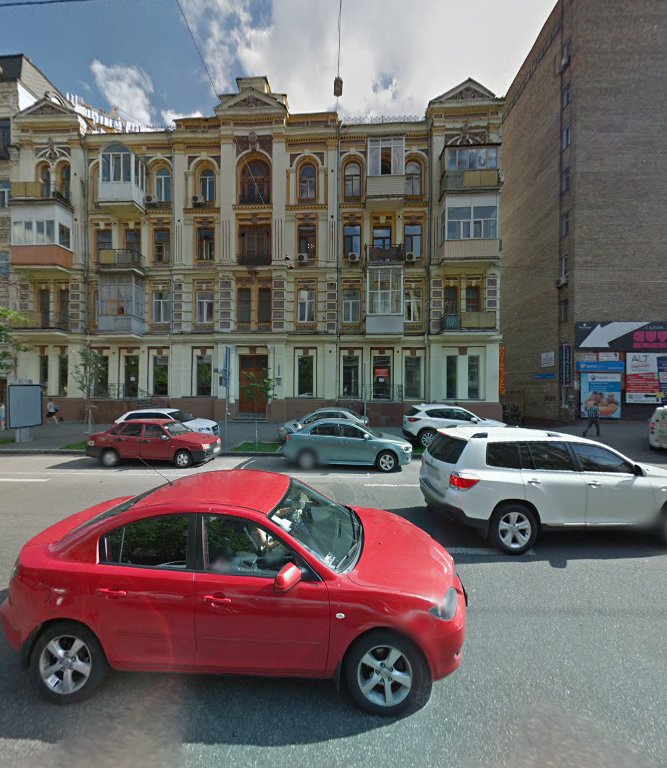 Kyiv Rouge Apartment