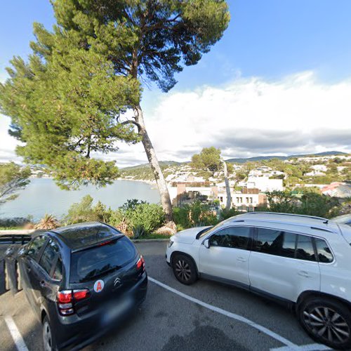 Borne de recharge de véhicules électriques Tesla Destination Charger Sanary-sur-Mer