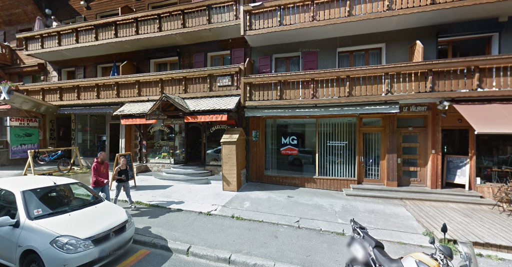 PV'S COFFEE 74110 Morzine