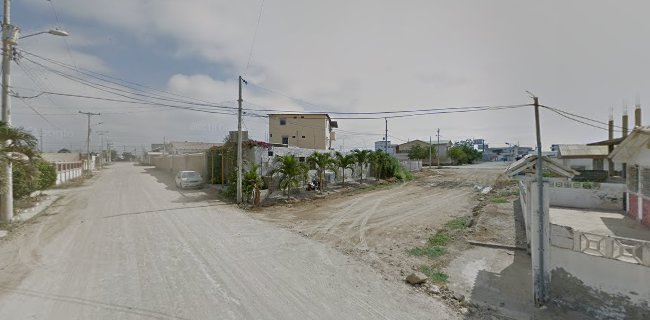 Salinas, a 4 Cuadras de TV Cable entrando por la iglesia Evangelica Jesucristo es la Roca, Salinas 241550, Ecuador
