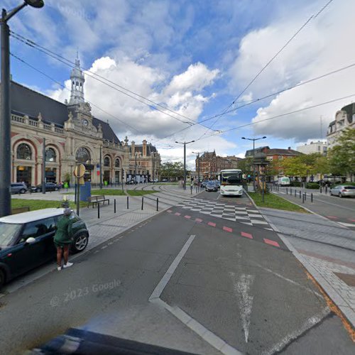 Borne de recharge de véhicules électriques Effia Charging Station Valenciennes