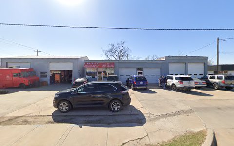 Auto Body Shop «The Auto Wizard LLC», reviews and photos, 900 N Flood Ave, Norman, OK 73069, USA