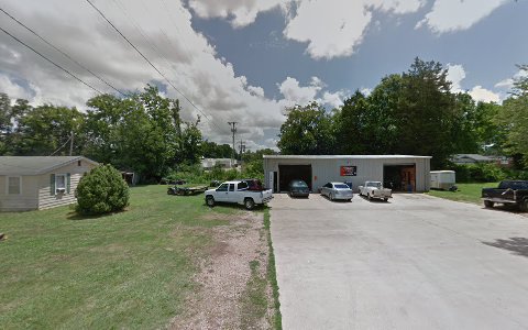 Auto Repair Shop «Haskins Auto Repair», reviews and photos, 125 Harrison St N, Savannah, TN 38372, USA