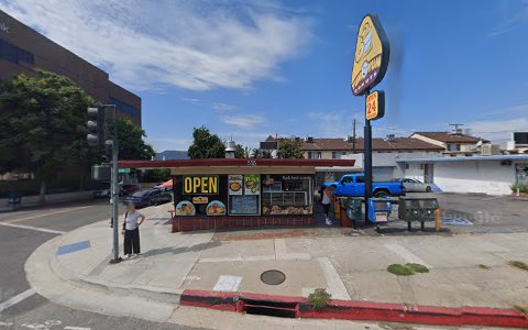 Donut Shop «Yum Yum Donuts», reviews and photos, 555 S Glenoaks Blvd, Burbank, CA 91502, USA