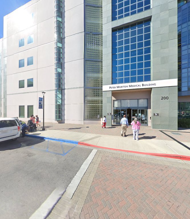 UCLA Health 200 Med Plaza Clinical Lab