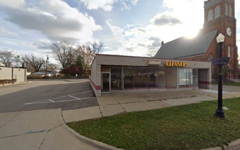 Dry Cleaner «Mound Cleaners», reviews and photos, 31670 Mound Rd, Warren, MI 48092, USA