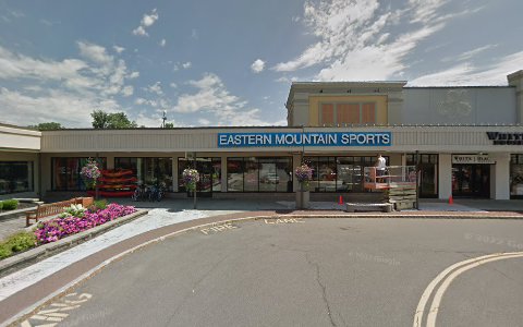 Outdoor Sports Store «Eastern Mountain Sports», reviews and photos, 1475 Western Ave, Albany, NY 12203, USA