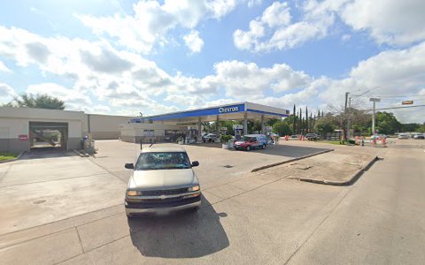 Gas Station «Chevron», reviews and photos, 12860 Memorial Dr, Houston, TX 77024, USA