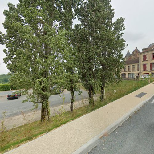 Borne de recharge de véhicules électriques SDE Dordogne Charging Station Biron
