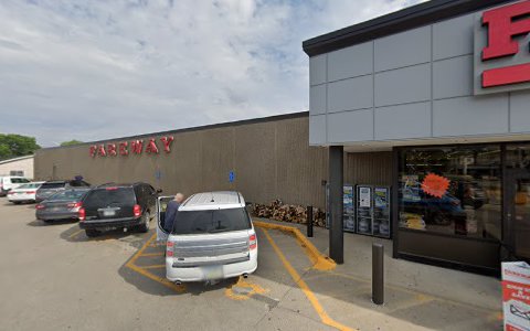 Grocery Store «Fareway Grocery», reviews and photos, 620 8th St SE, Altoona, IA 50009, USA
