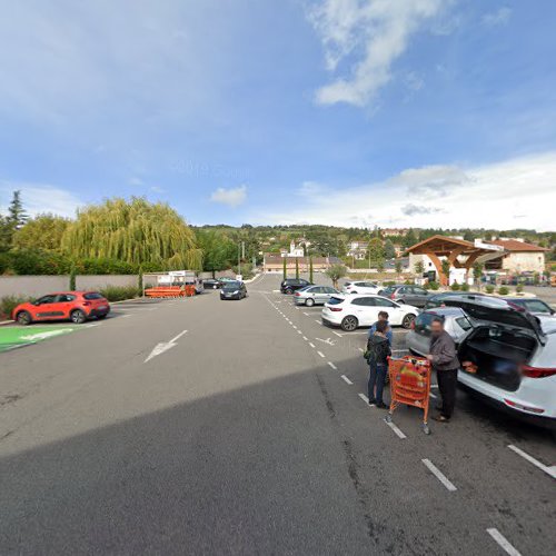 Borne de recharge de véhicules électriques Intermarché Charging Station La Côte-Saint-André
