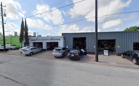 Auto Body Shop «Manriquez Body Shop», reviews and photos, 2411 Center St, Houston, TX 77007, USA