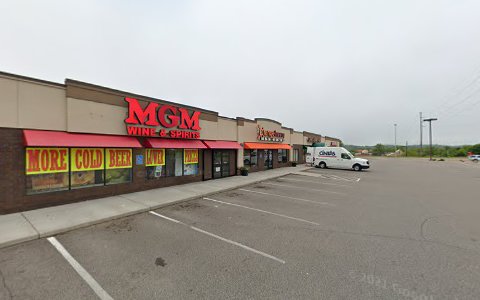 Liquor Store «MGM Liquor Warehouse», reviews and photos, 1012 County Rd 42 W, Burnsville, MN 55337, USA