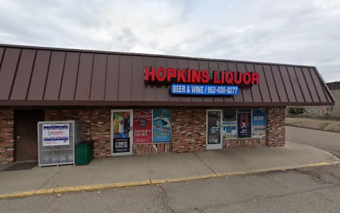 Liquor Store «Hopkins Liquor Store», reviews and photos, 712 11th Ave S, Hopkins, MN 55343, USA