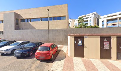 Centro De Fisioterapia Avanzada Paco Maldonado en Roquetas de Mar