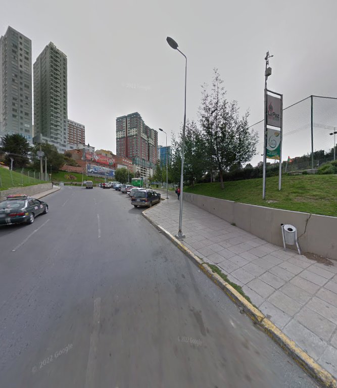 Parqueo de Vehículos - Parque Urbano Central
