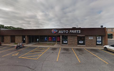 Auto Parts Store «Carquest Auto Parts», reviews and photos, 2312 Main St, Evanston, IL 60202, USA