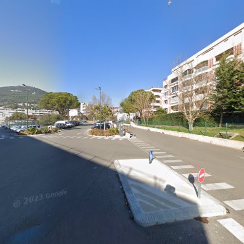 Borne de recharge de véhicules électriques Lidl Charging Station Toulon