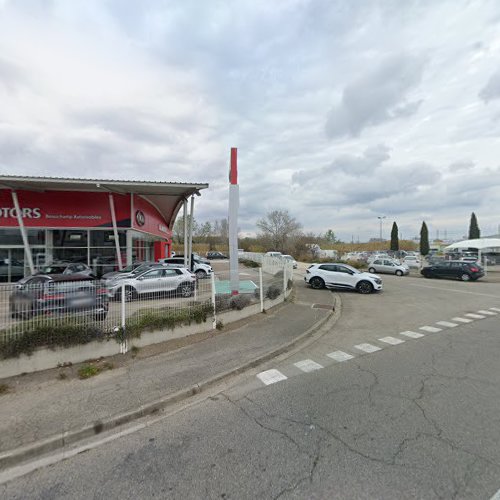 Borne de recharge de véhicules électriques Nissan Charging Station Arles