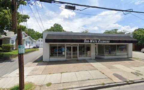 Dry Cleaner «Sno White Cleaners Inc», reviews and photos, 511 S Elam Ave, Greensboro, NC 27403, USA