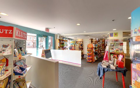 Book Store «Hooray for Books», reviews and photos, 1555 King St, Alexandria, VA 22314, USA