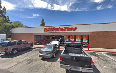 Auto Parts Store «AutoZone», reviews and photos, 10645 N 67th Ave, Glendale, AZ 85304, USA
