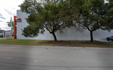 Self-Storage Facility «Urban Self Storage», reviews and photos, 3050 NW 84th Ave, Doral, FL 33122, USA