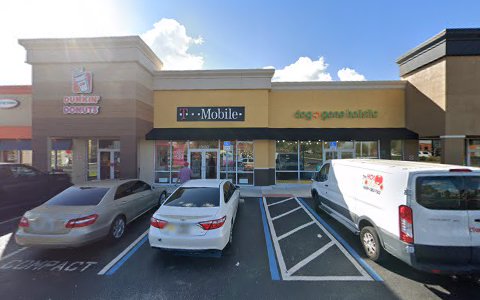 Cell Phone Store «T-Mobile», reviews and photos, 13133 US-301, Riverview, FL 33578, USA