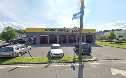 Auto Repair Shop «Monro Muffler Brake & Service», reviews and photos, 451 Main St, Monroe, CT 06468, USA